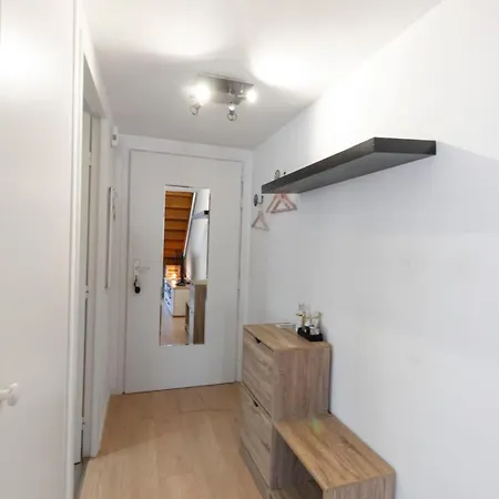 Le Castel - Quiet - Spacious - Swimming Pool - Ac 公寓