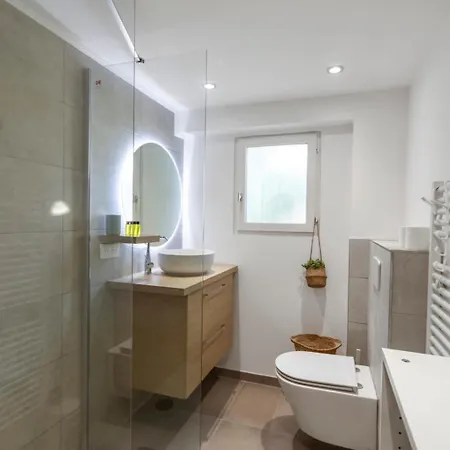 公寓 Le Castel - Quiet - Spacious - Swimming Pool - Ac 卢贝新城