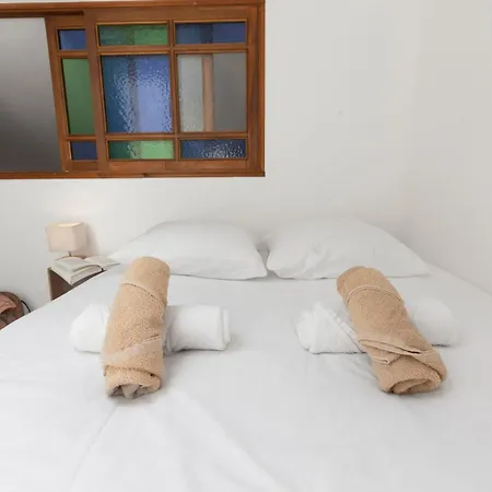 Le Castel - Quiet - Spacious - Swimming Pool - Ac * 卢贝新城