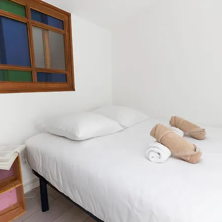 Le Castel - Quiet - Spacious - Swimming Pool - Ac 아파트