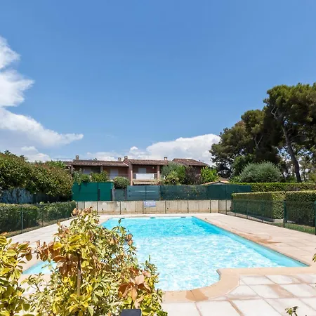 Le Castel - Quiet - Spacious - Swimming Pool - Ac * 빌뇌브루베